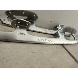 Eclipse Ice Skating Blades 8 1/4 Astra MX1-2603-00 Figure Skating